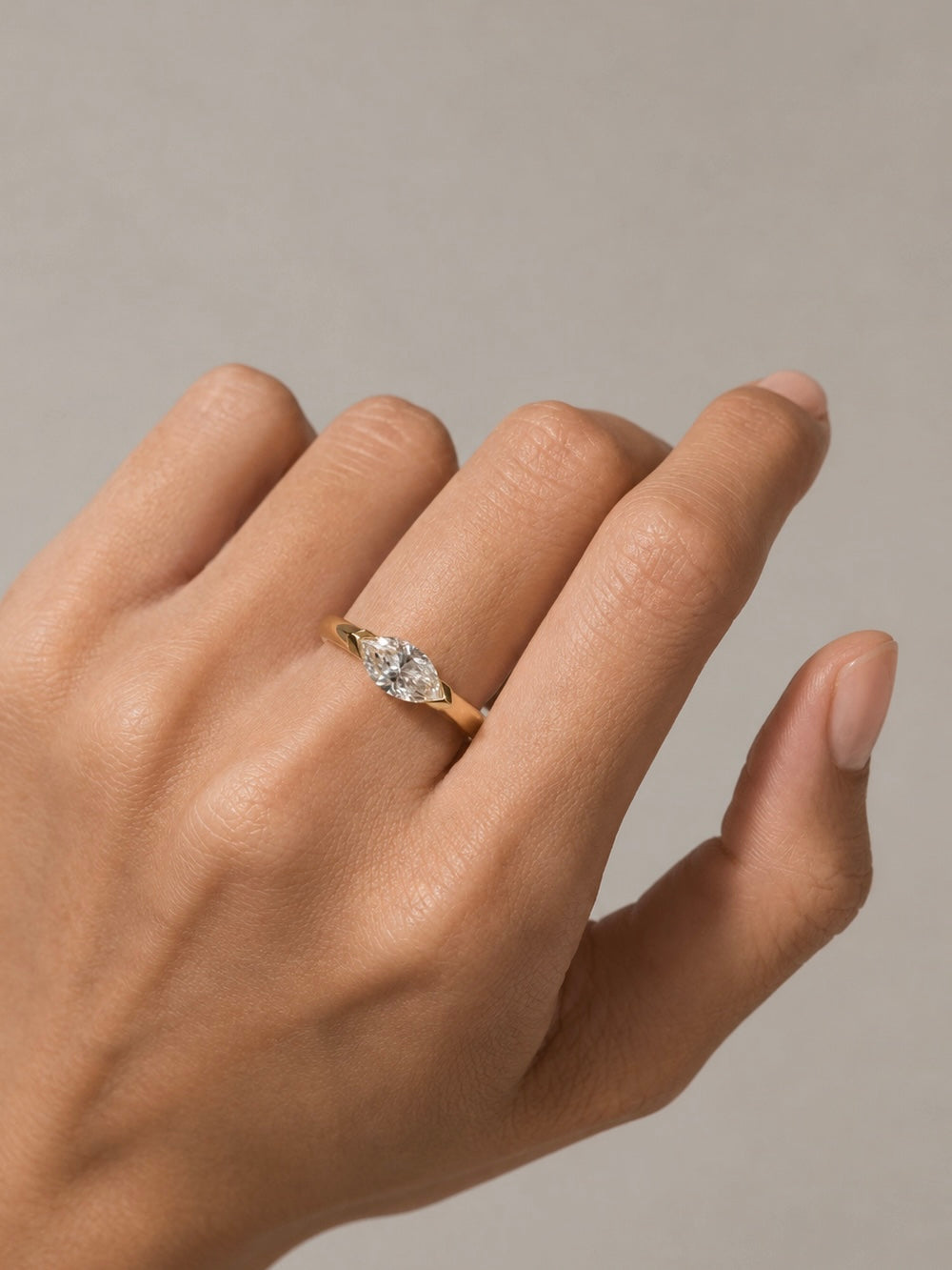 MARQUISE DIAMOND RING