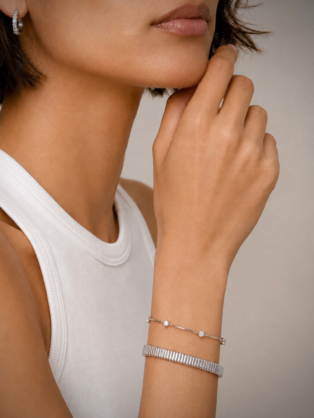 DIAMOND STATION BAR BRACELET