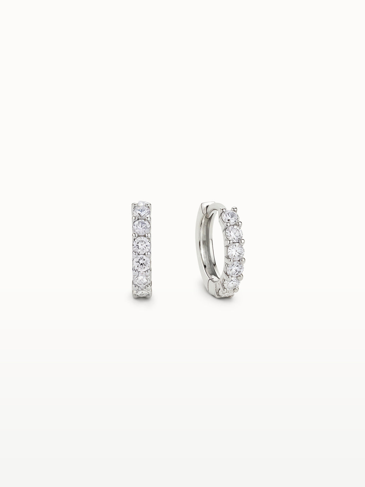 Moone LUMI DIAMOND HUGGIES in silver with lab-grown diamonds